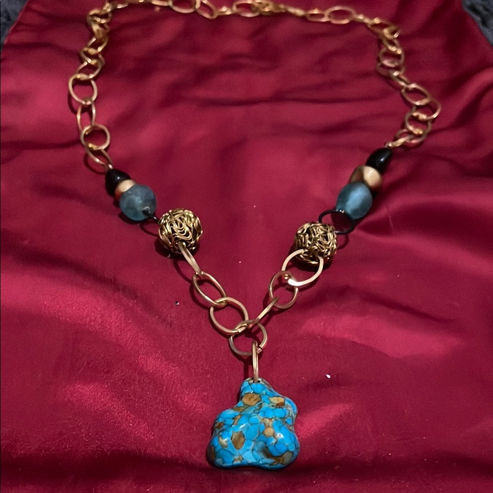 Fashion Jewelry Gold and Blue Necklace with Artistic Pendant - Picture 2 of 7